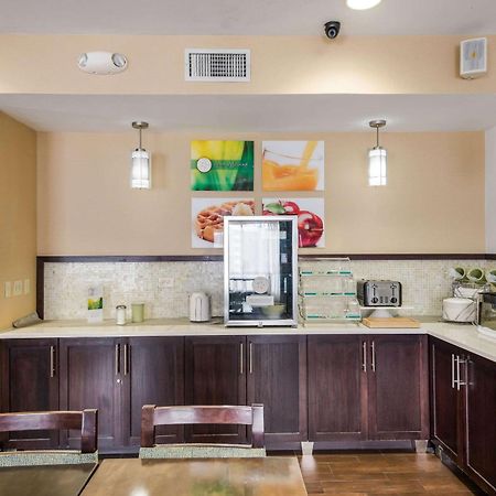 Quality Inn & Suites Quincy - Downtown 외부 사진