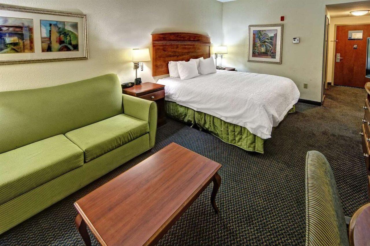 Quality Inn & Suites Quincy - Downtown 외부 사진
