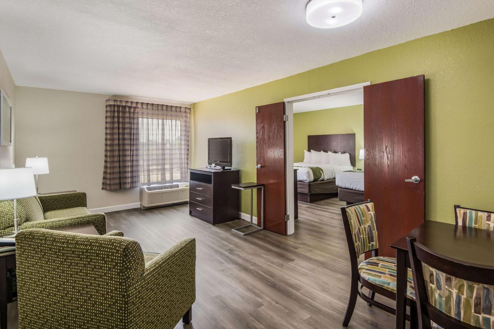 Quality Inn & Suites Quincy - Downtown 외부 사진