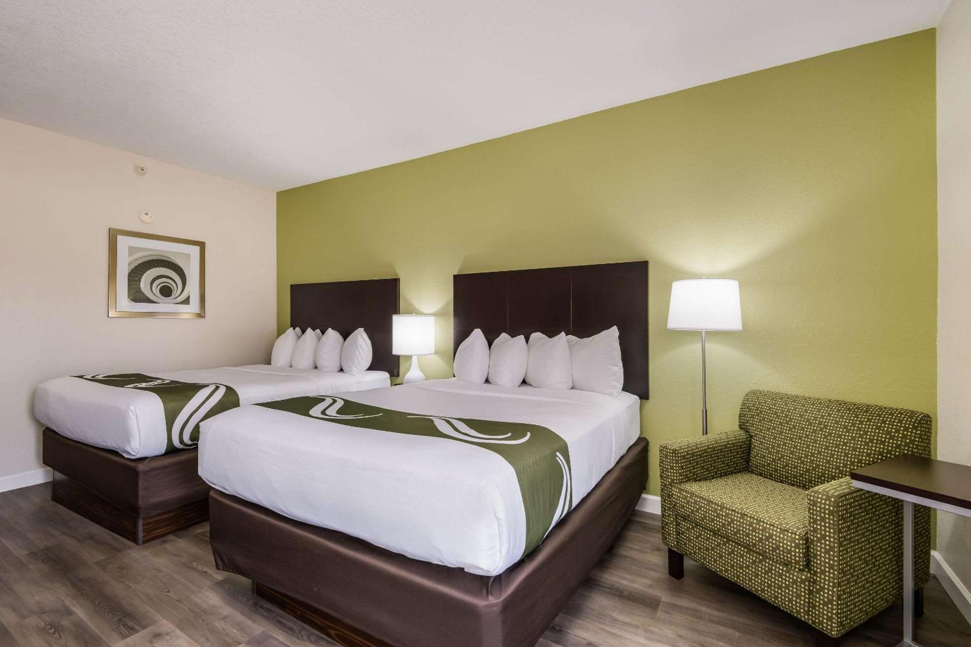 Quality Inn & Suites Quincy - Downtown 외부 사진